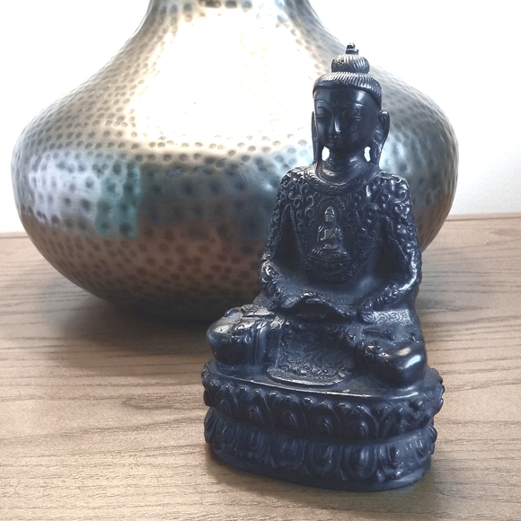 Bronze and Brass Sitting Buddha on a Lotus Flower Sculpture Figurine - Picture 2 of 16